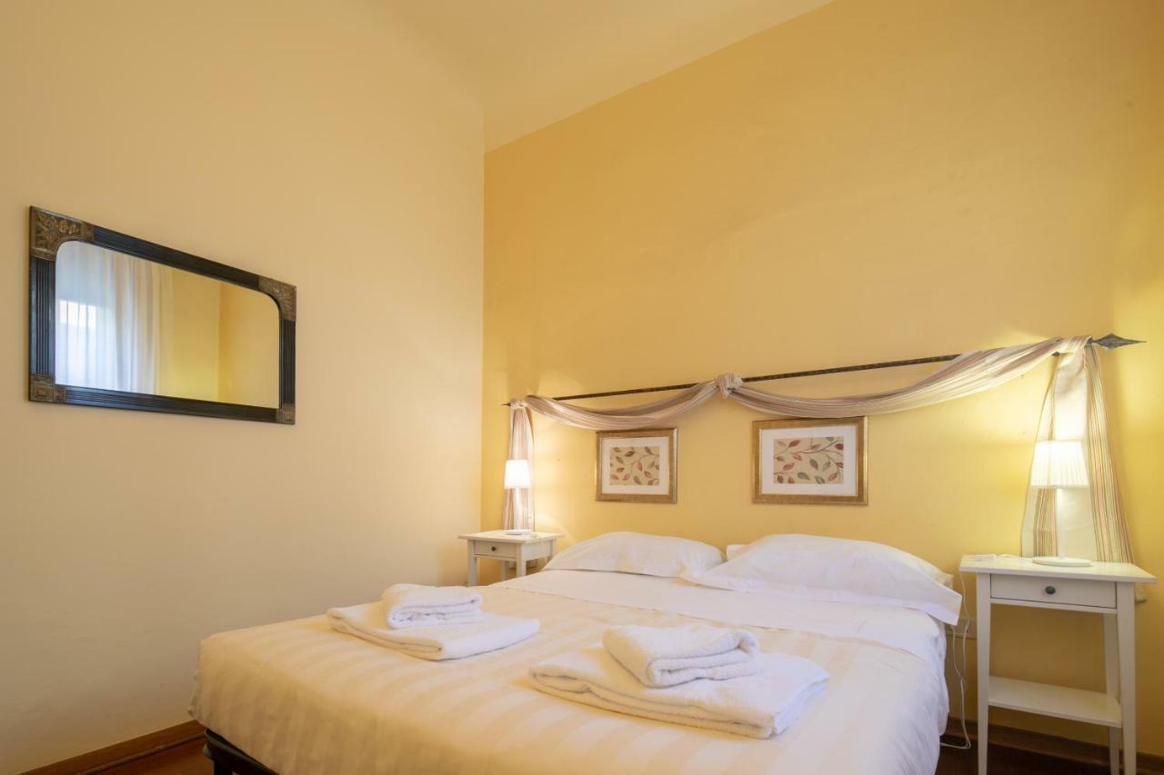 Apartment Romantic Pitti By Mmega Florence