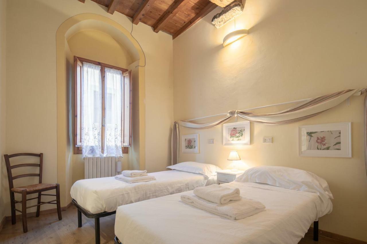 Apartment Romantic Pitti By Mmega